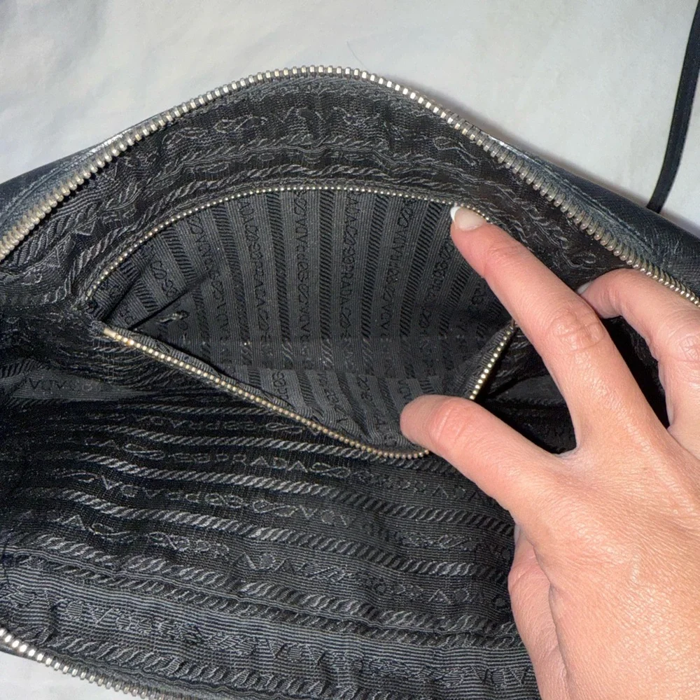 Prada Black Crossbody Leather Bag - Picture 5 of 8